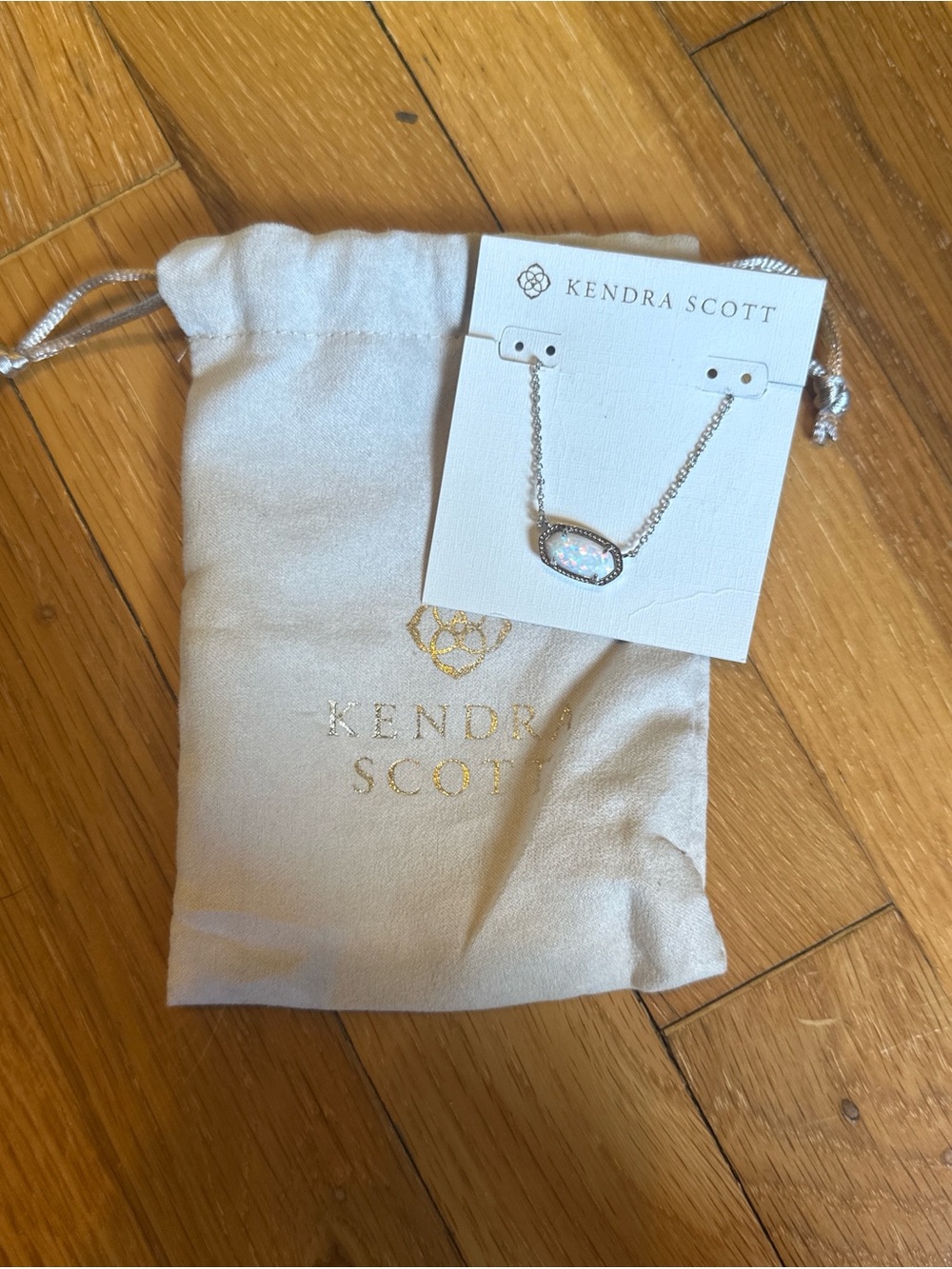Kendra Scott Iridescent Opal Glass Pendant Necklace in Silver